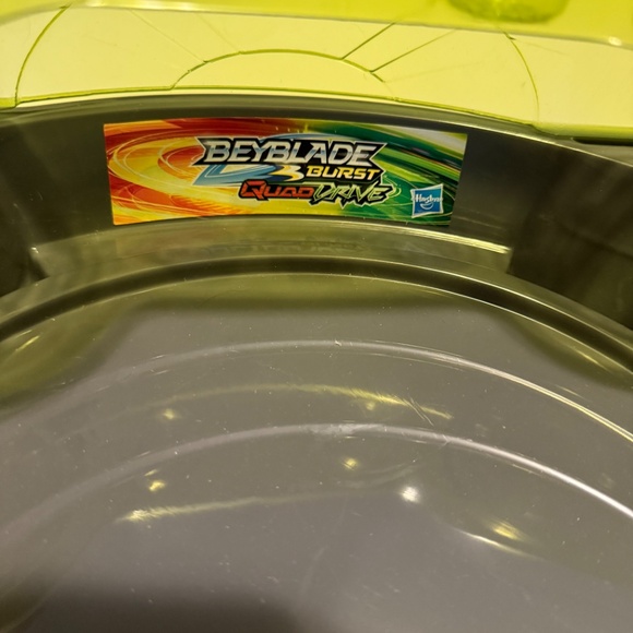 Beyblade Burst Quad Drive Stadium Arena Large Green And Gray - Picture 1 of 7